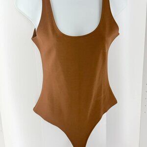 Freeme bodysuit, the ultimate shapewear with a sleek, body-hugging